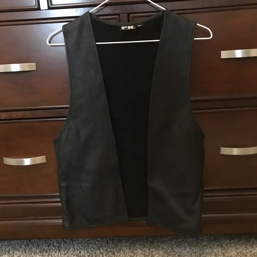 Black 100% leather vest